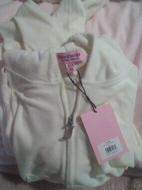 Juicy Couture Velvet 2-PC Suit Oyster w/Crystal Embellishments Size:XL NWT